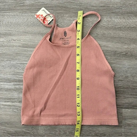 Free People cropped run tank in soft pink Size M/L - Picture 9 of 10